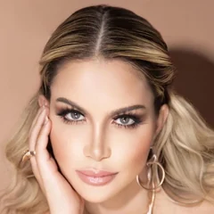 Dra. Camila Ferrer Stroligo